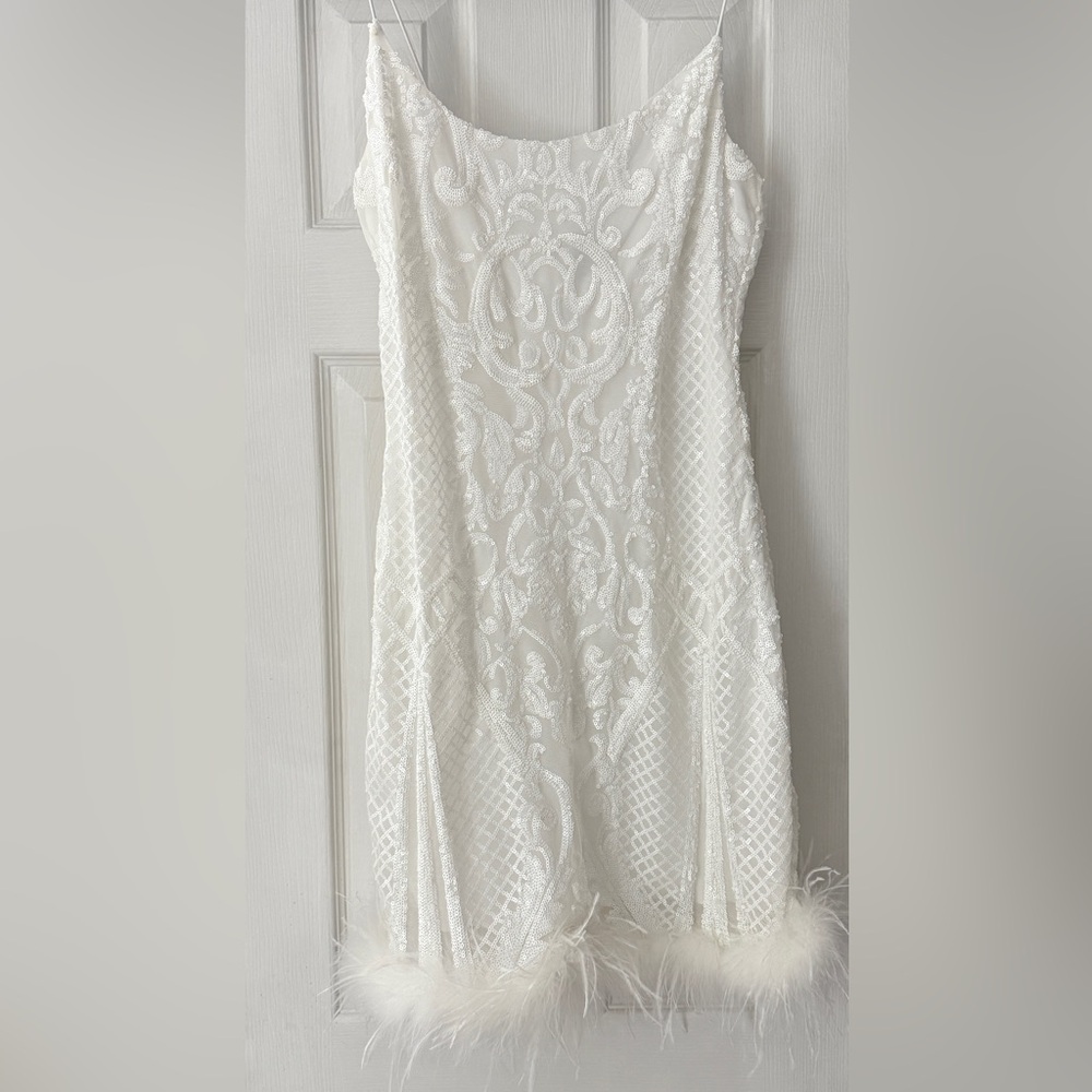 Elegant White Lace Dress